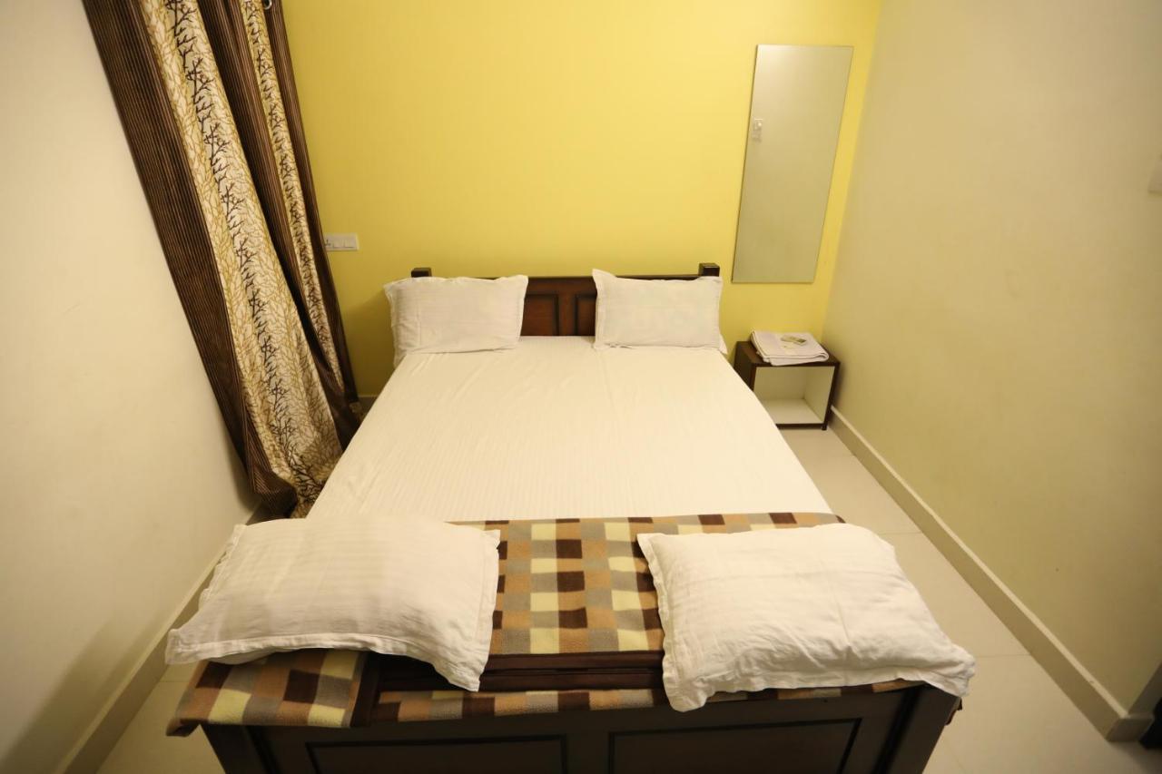 Moonlight Residency Hotel Tiruchirappalli Eksteriør billede