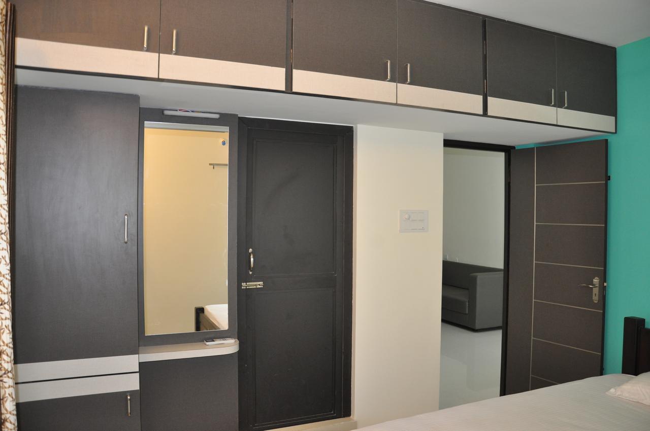 Moonlight Residency Hotel Tiruchirappalli Eksteriør billede